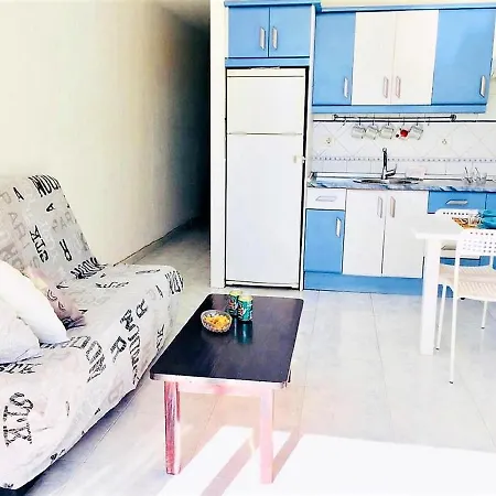 Appartement Beach And Pool In *